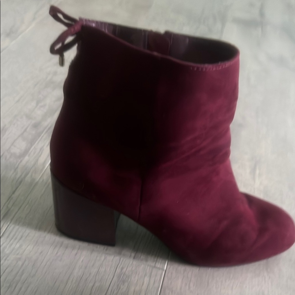 SO Rich Burgundy Ankle Booties